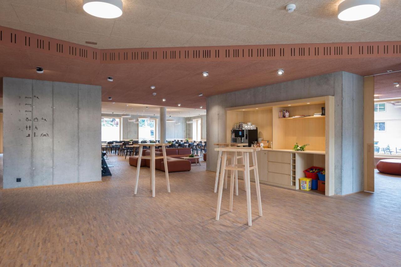 Saanen Gstaad Youth Hostel Dış mekan fotoğraf