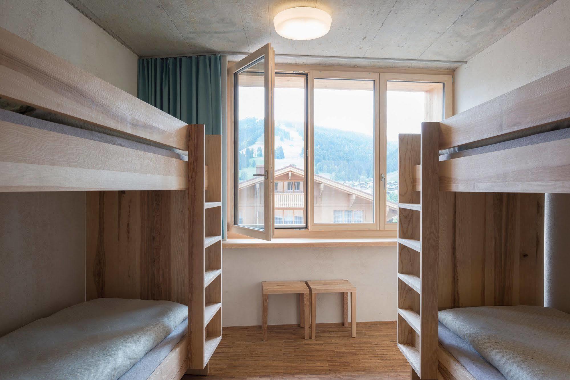 Saanen Gstaad Youth Hostel Dış mekan fotoğraf